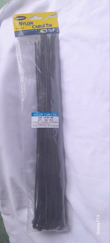 Brida de 4.8 x 400 mm. 14 cup's foto | MELLSHOP |  BizneCubano