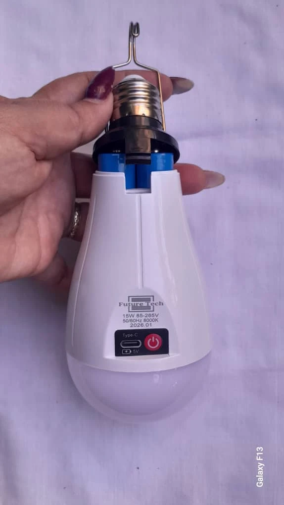 Bombillo recargable de 15 w y 2 pilas. 2600 cup's foto | MELLSHOP |  BizneCubano