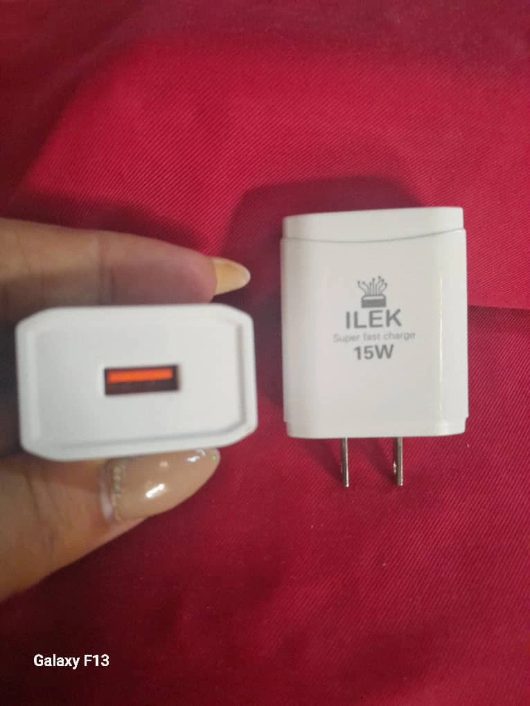 Cargador ILEK 15 W. 2800 CUP's foto | MELLSHOP |  BizneCubano