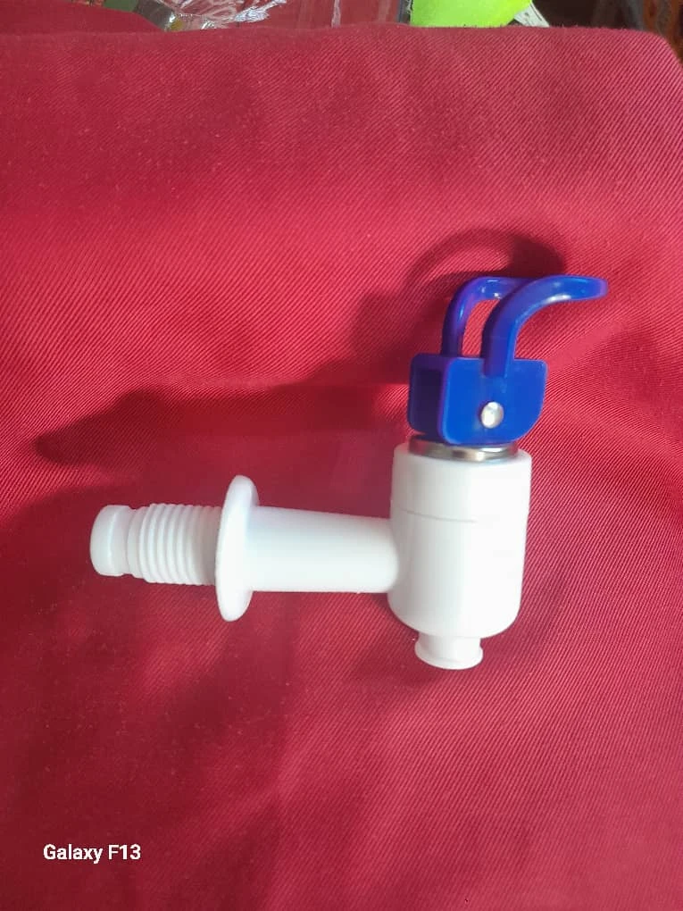 Llave para dispensador de agua 300 cup's foto | MELLSHOP |  BizneCubano